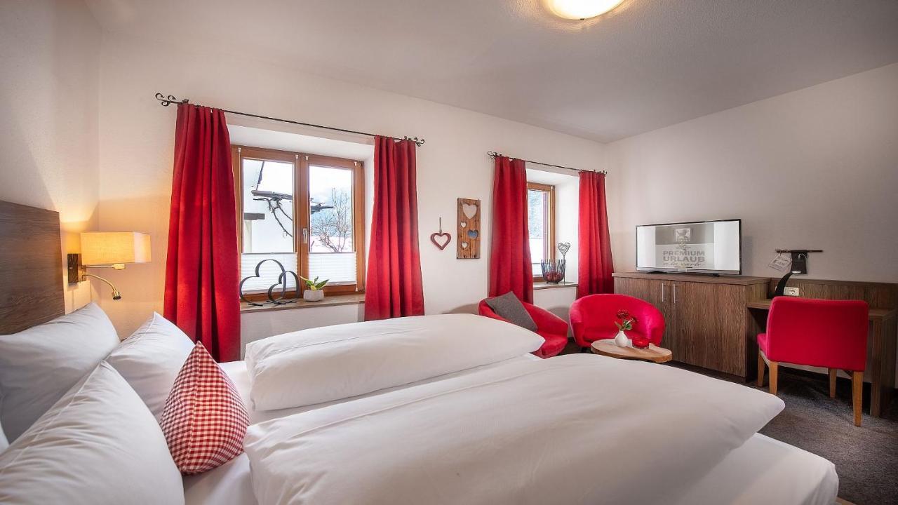 Bayern Resort Hotel - Adults Only - Mit Zugspitzblick - Eibsee-Naehe - Wellnessbereich - Naturpool Im Sommer Grainau Luaran gambar